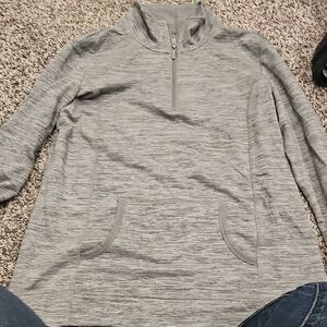 Silverwear Gray Pullover Size M